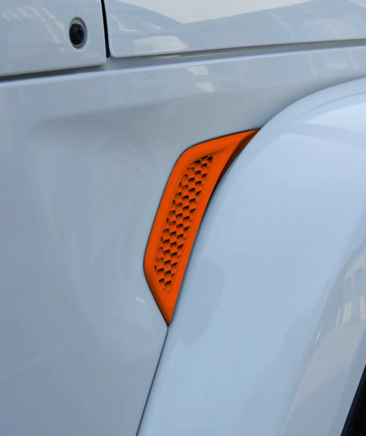 Distinction Applied Jeep Wrangler JL and Jeep Gladiator JT Fender Vents SINGLE COLOR