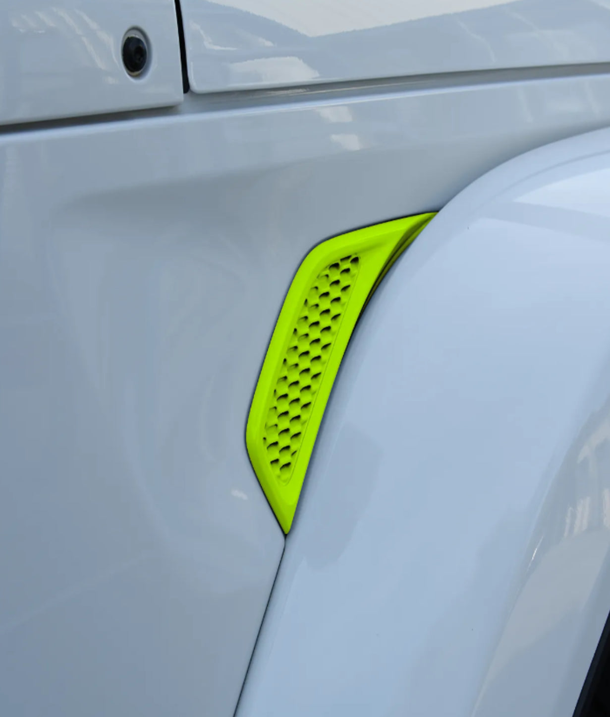 Distinction Applied Jeep Wrangler JL and Jeep Gladiator JT Fender Vents SINGLE COLOR