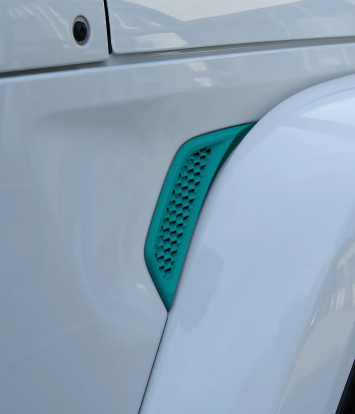 Distinction Applied Jeep Wrangler JL and Jeep Gladiator JT Fender Vents SINGLE COLOR
