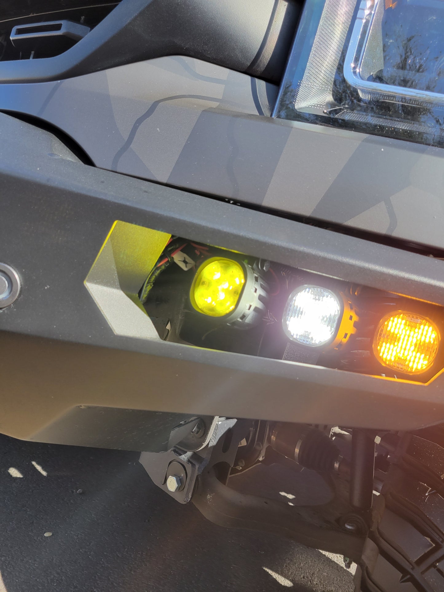 TYRI 0606 Wide Symmetric 1000 (Single Light)