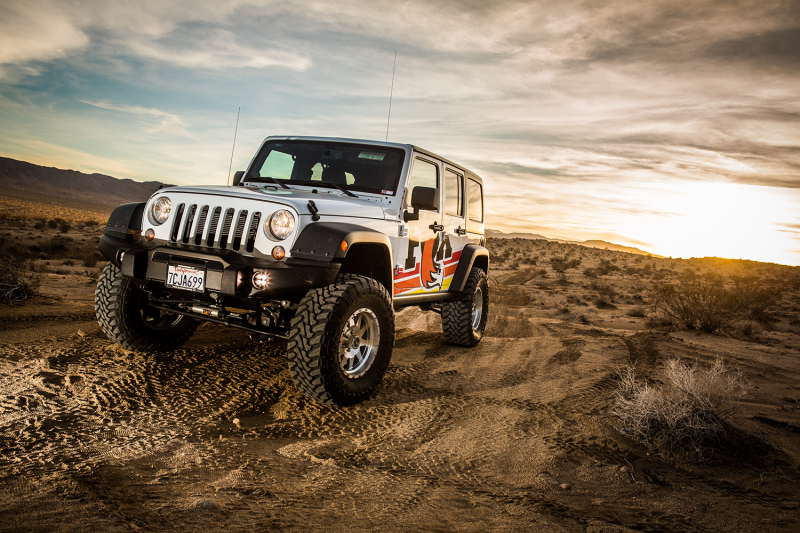 FOX 883-26-091 Performance Elite Reservoir Front Shocks for 2007-2018 Jeep Wrangler JK