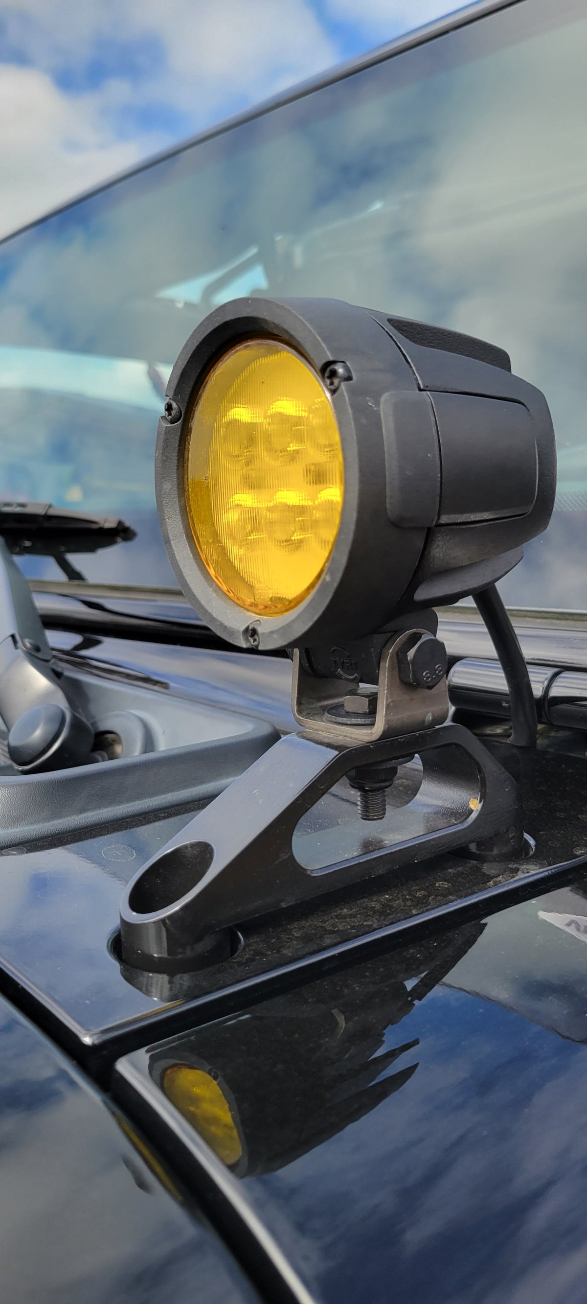 D8 2500 eLumen, 12V Asymmetric Fog