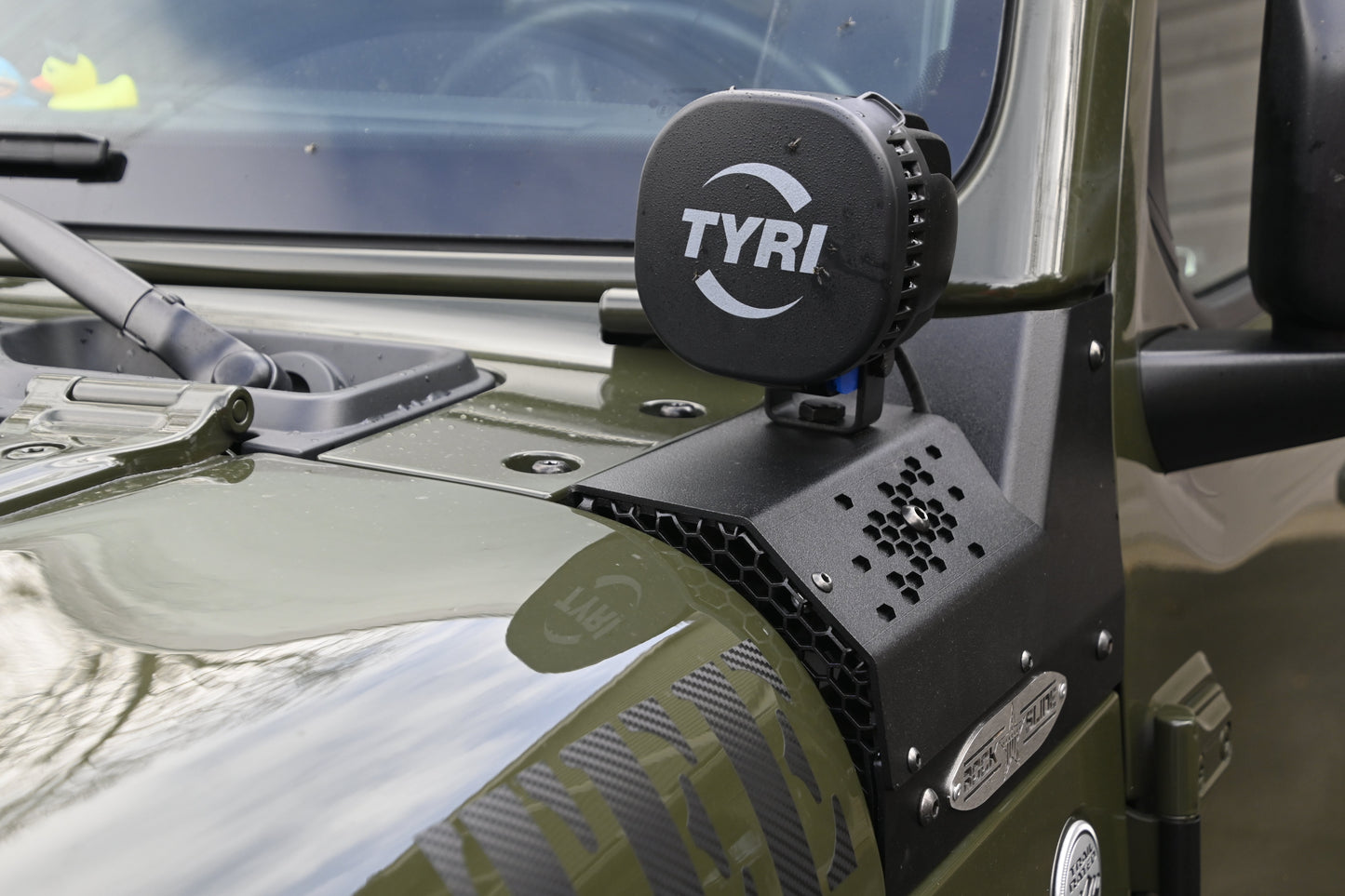 TYRI 1010 4600 eLumen with fog lens, cover, and pigtail harness